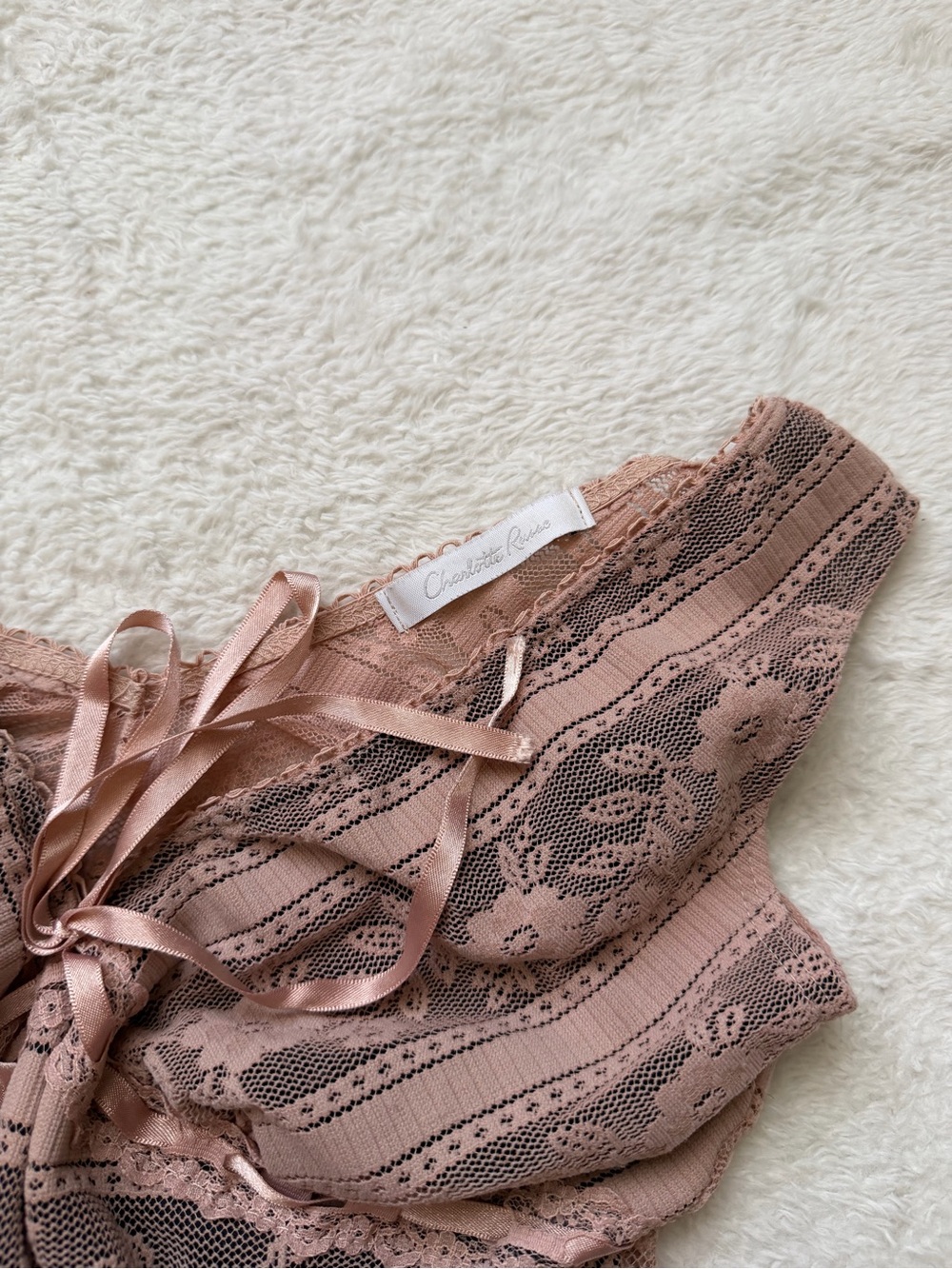 Ethereal Vintage 90s Charlotte Russe feminine laced top - Picture 7 of 7